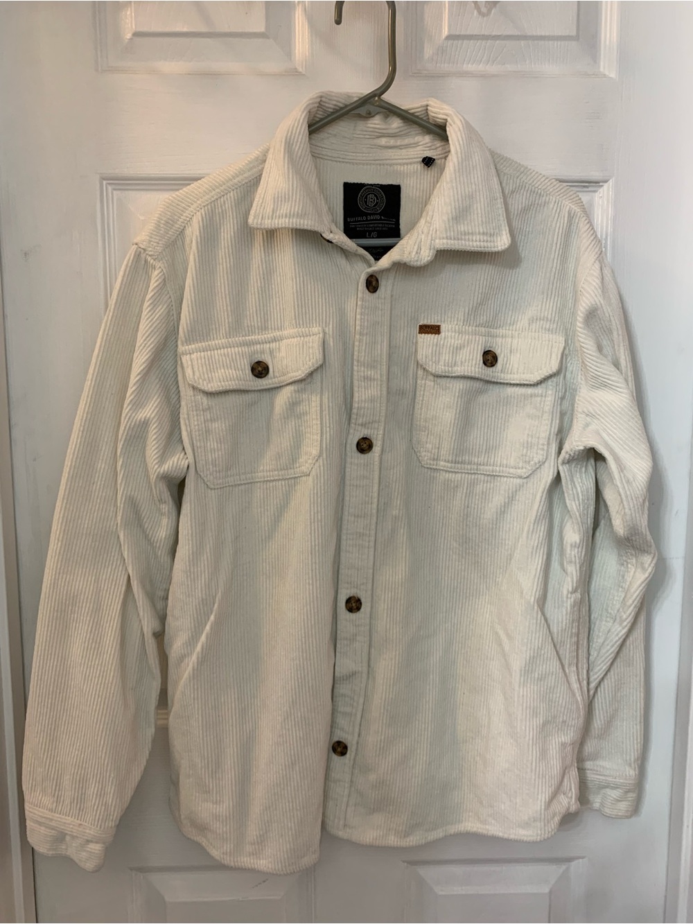Buffalo David Bitton men’s size large VGUC light beige corduroy button up
